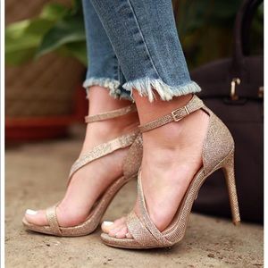 Jessica Simpson Platform sandals